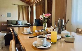 Los Carolinos Lodge